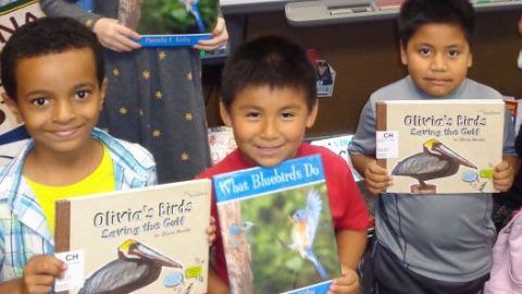 Children with books, EDUCATIONAL GUIDES INSPIRED BY THE CORNELL LAB’S BOOKS